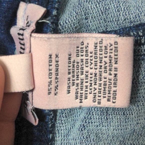 Juicy Couture soft shorts small - Picture 6 of 6